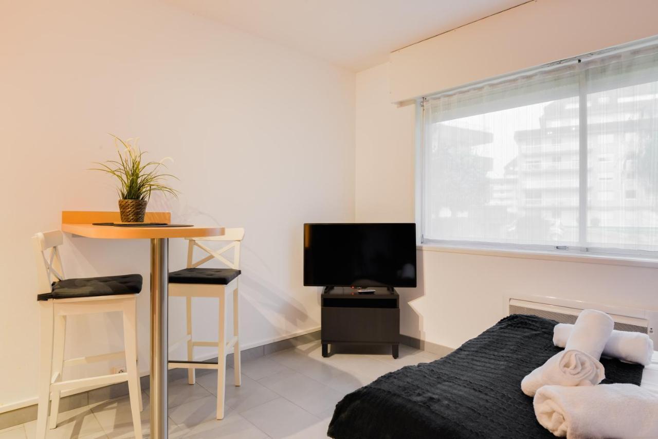 Saint Peres-Sleep In Normandie Apartment Caen Exterior photo